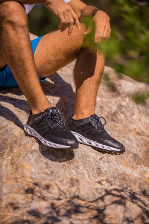 Discover Sneaker negro